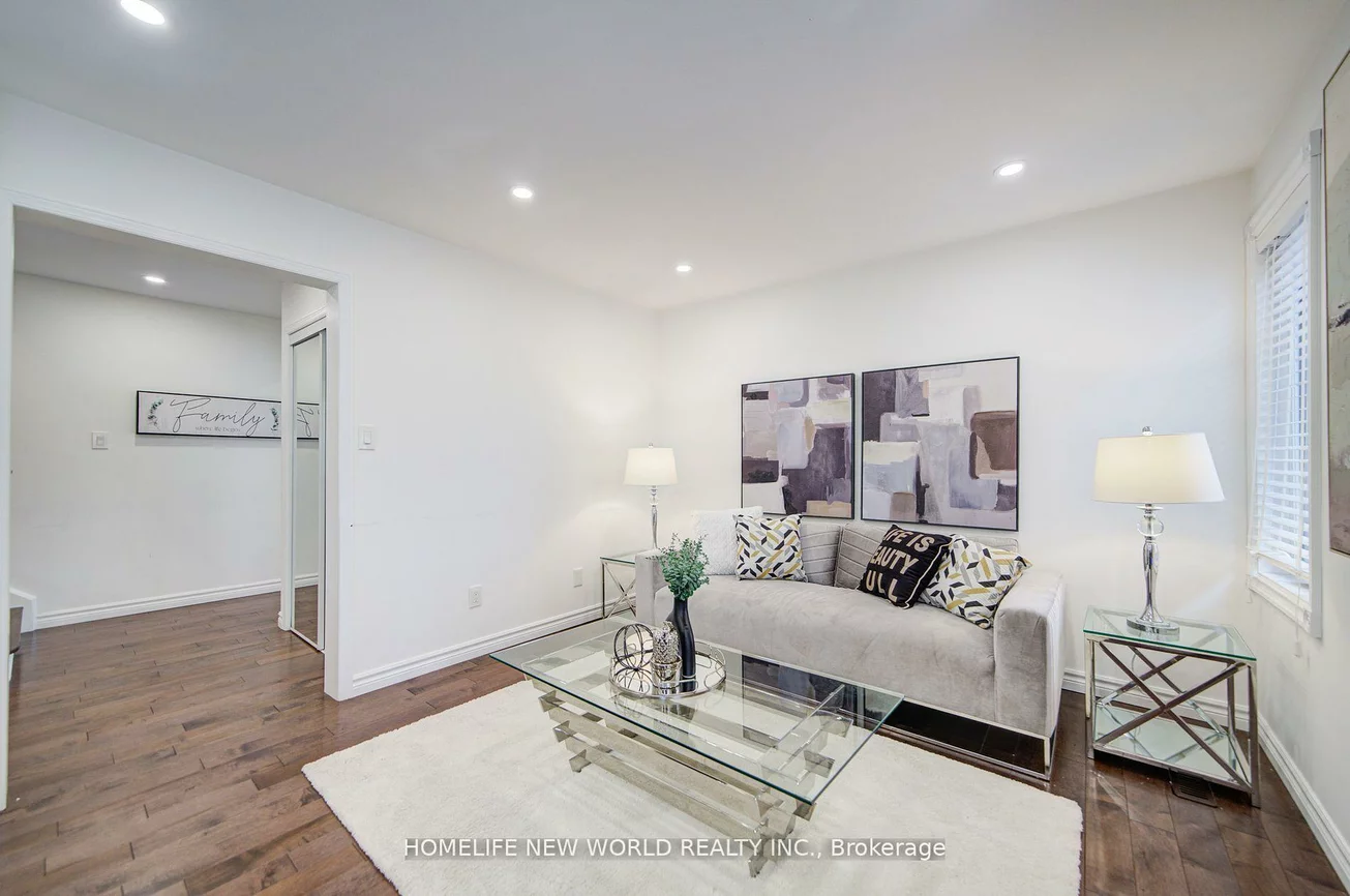 125, Major Buttons, Sherwood-Amberglen, Markham