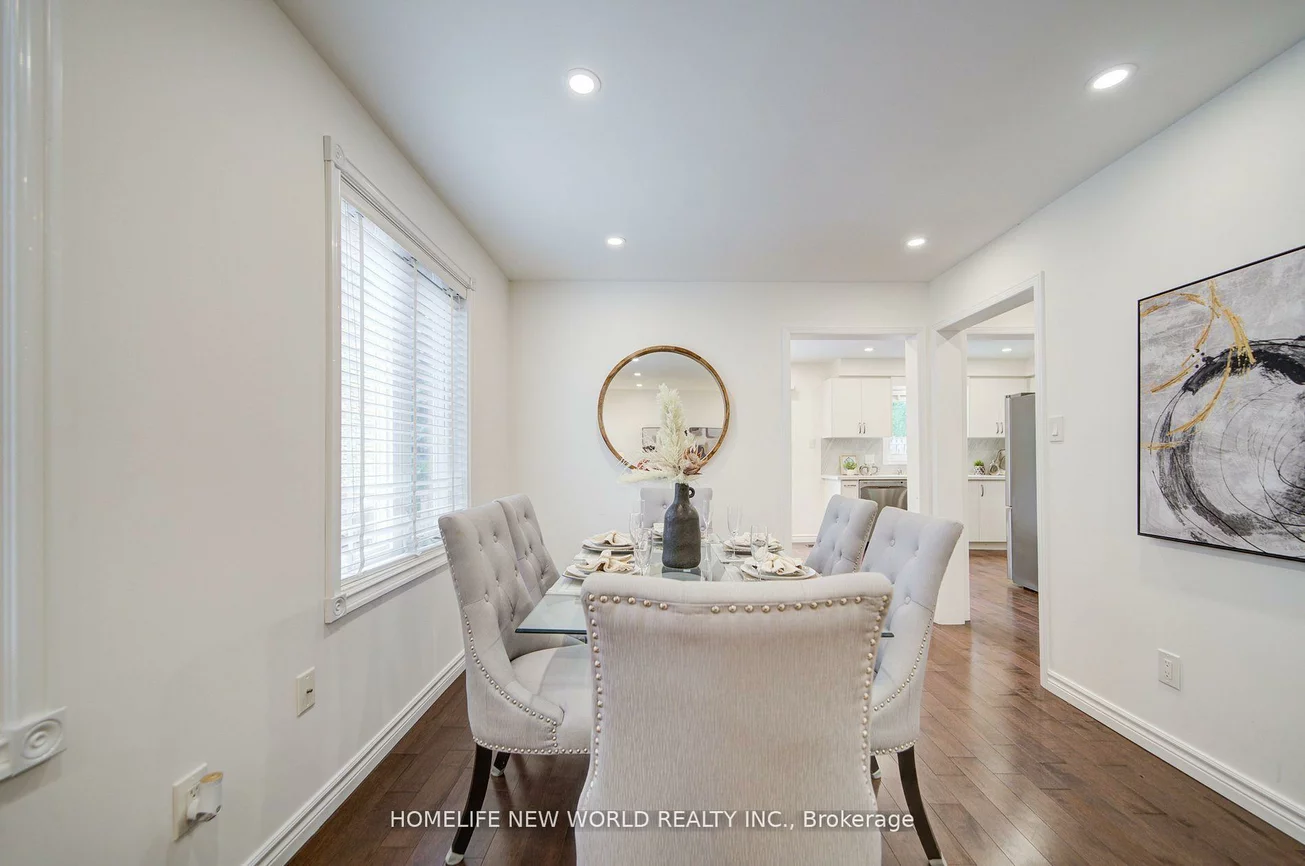 125, Major Buttons, Sherwood-Amberglen, Markham