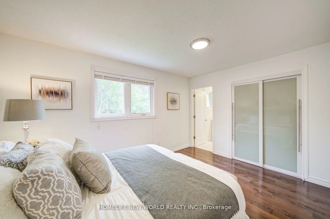 125, Major Buttons, Sherwood-Amberglen, Markham
