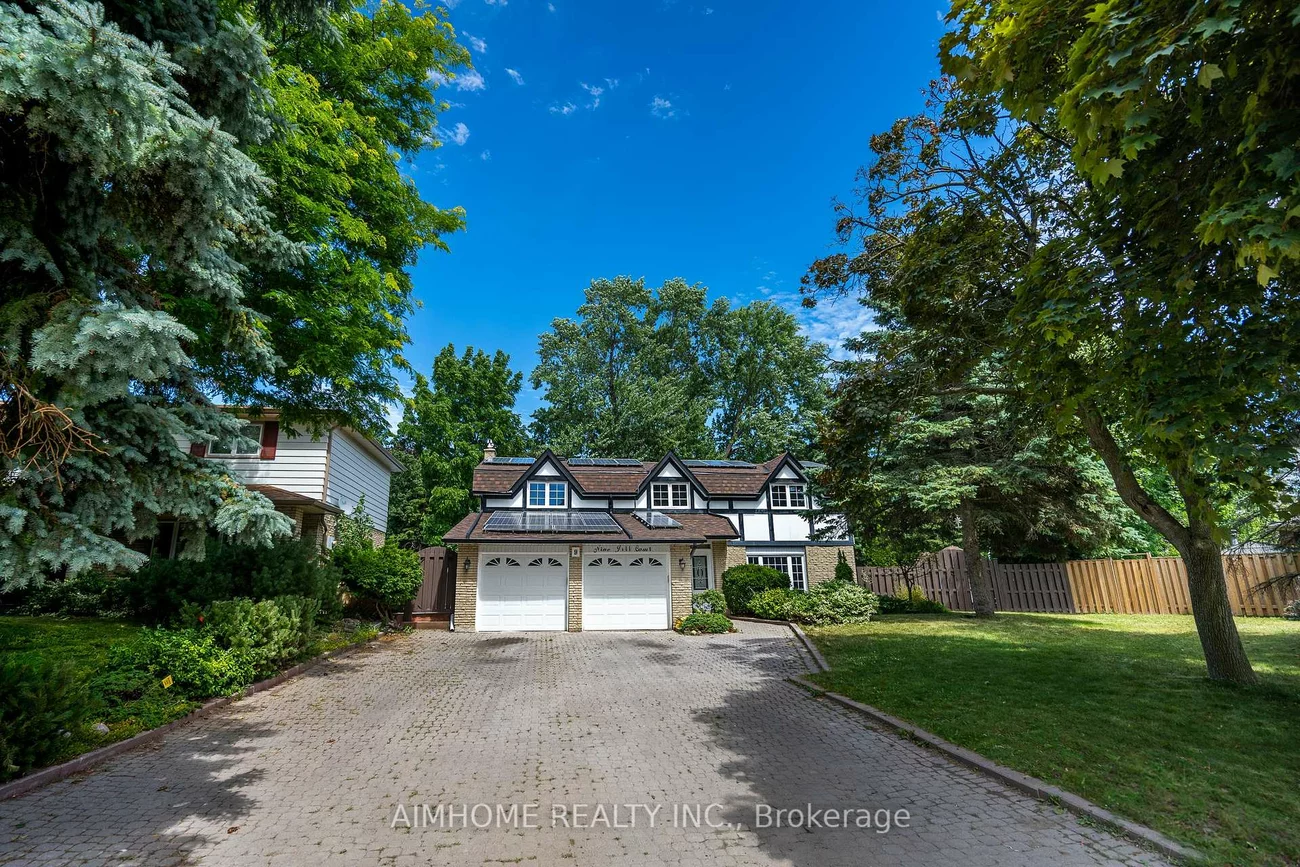 9, Jill, Markham Village, Markham