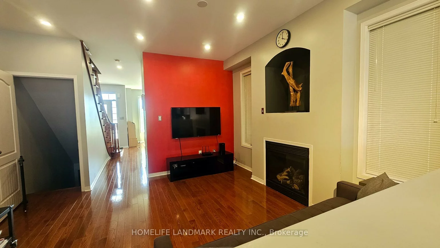 63, Delray, Greensborough, Markham