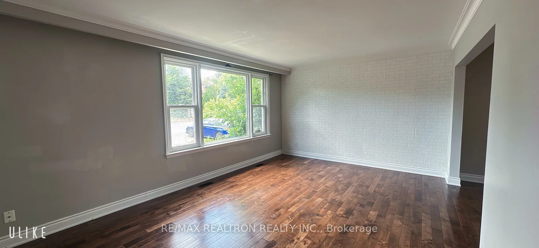 34, Clark, Thornhill, Markham