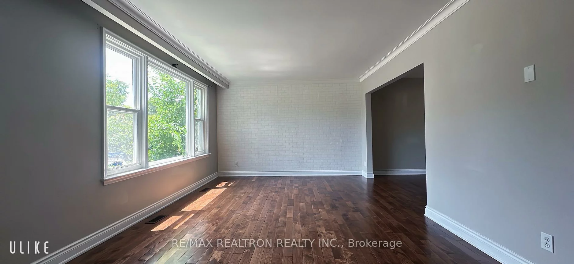 34, Clark, Thornhill, Markham