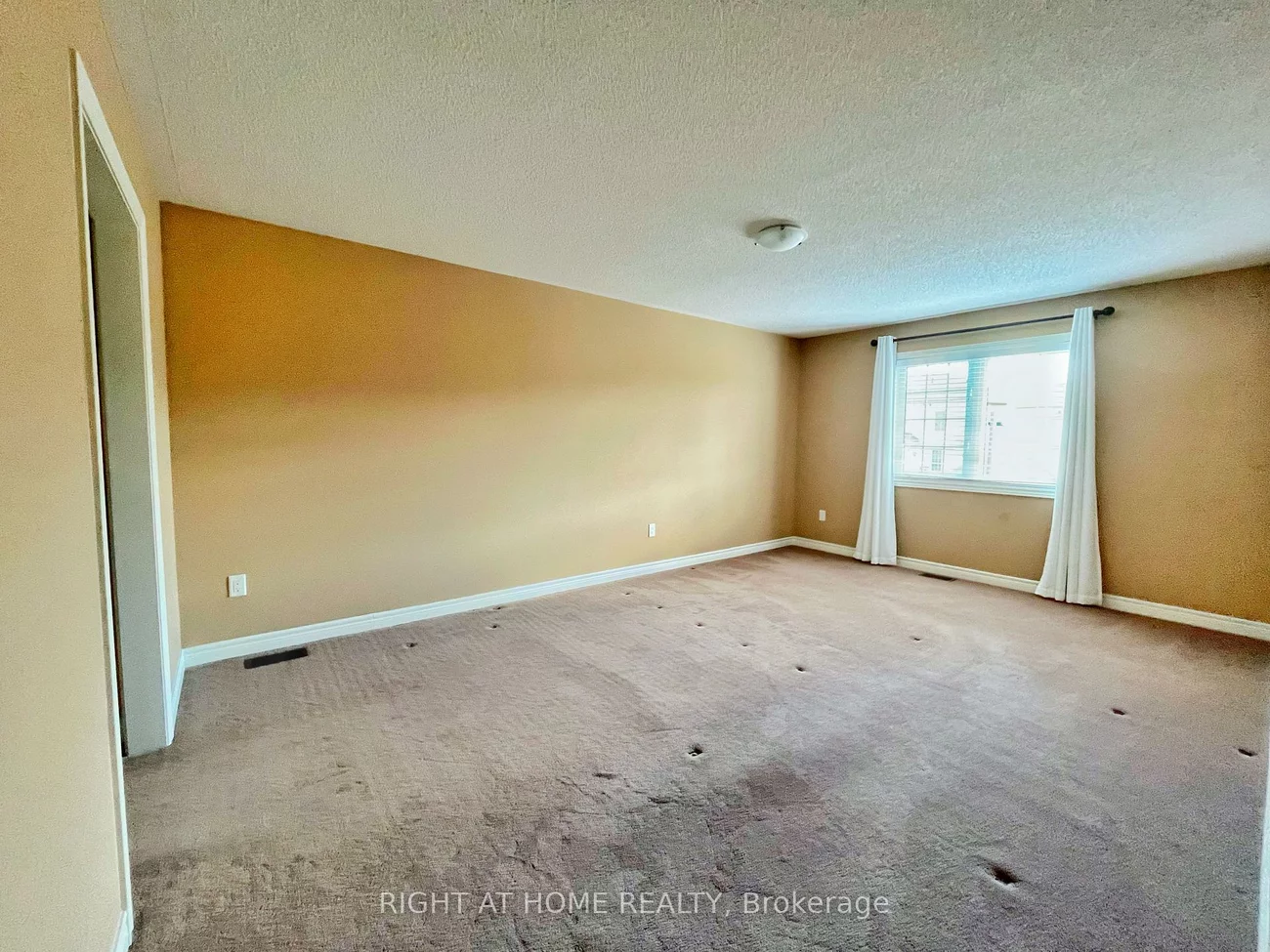 27, Bonheur, Cathedraltown, Markham