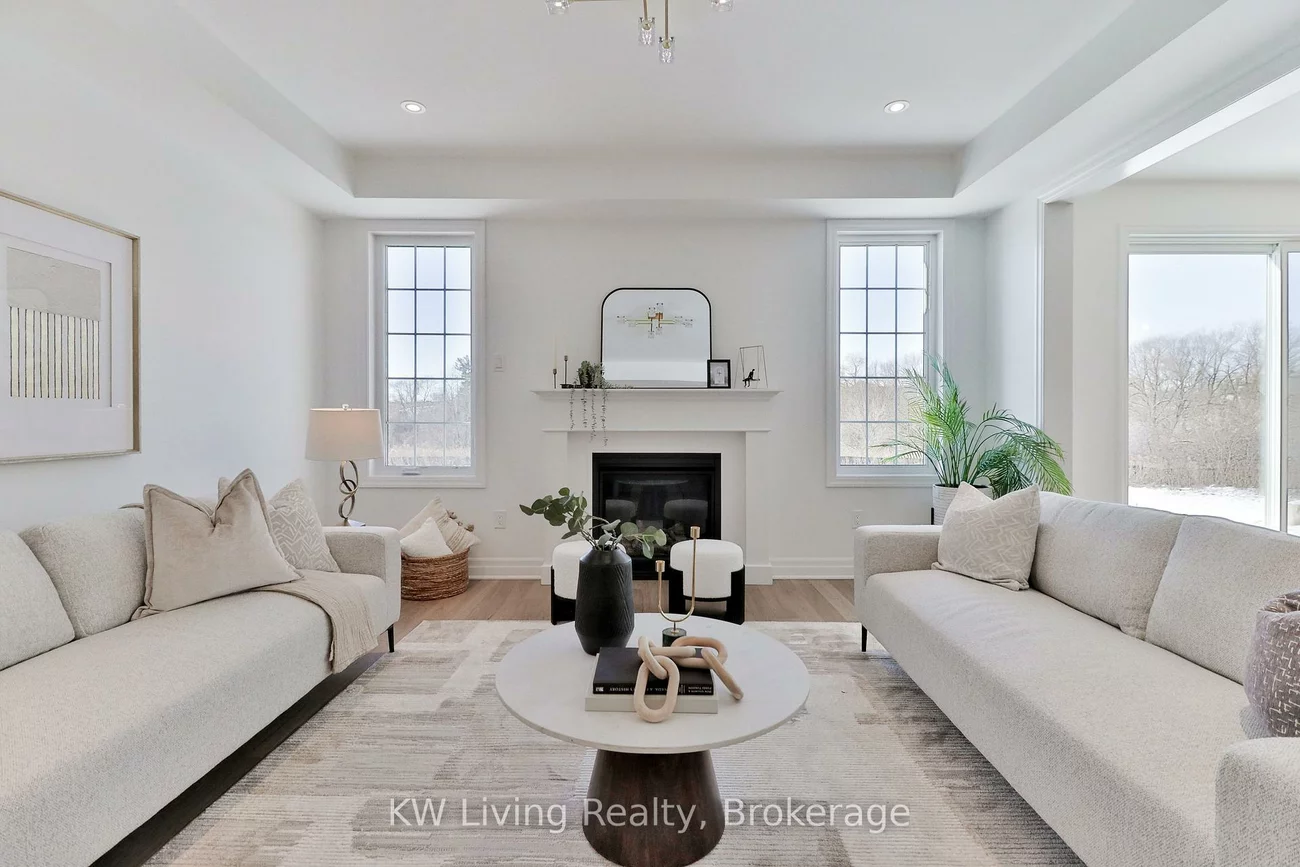 18, Berczy Manor, Victoria Square, Markham