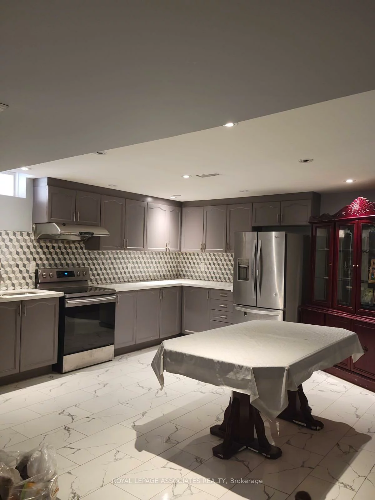 433, Elson, Cedarwood, Markham
