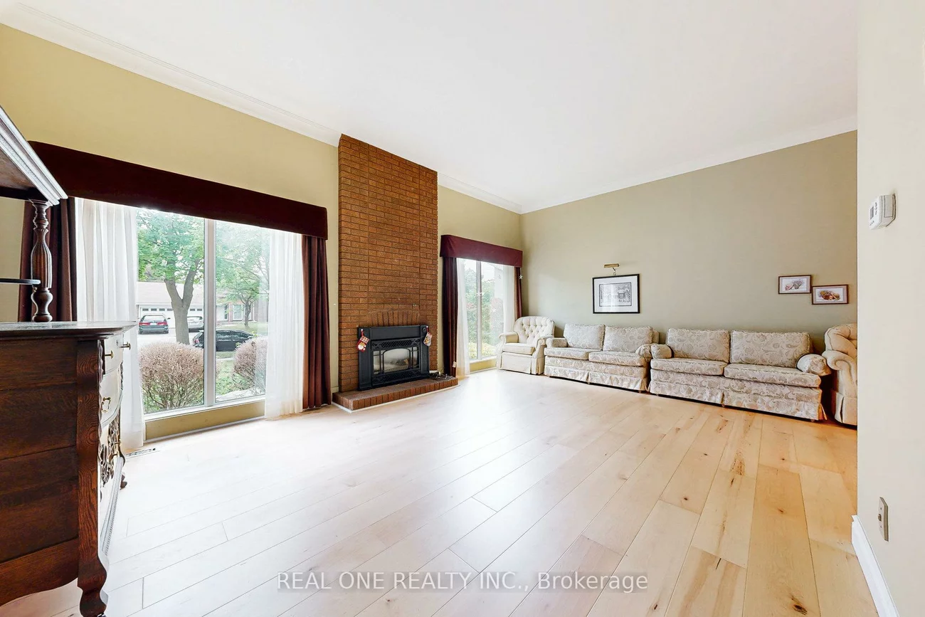 134, Ramona, Markham Village, Markham