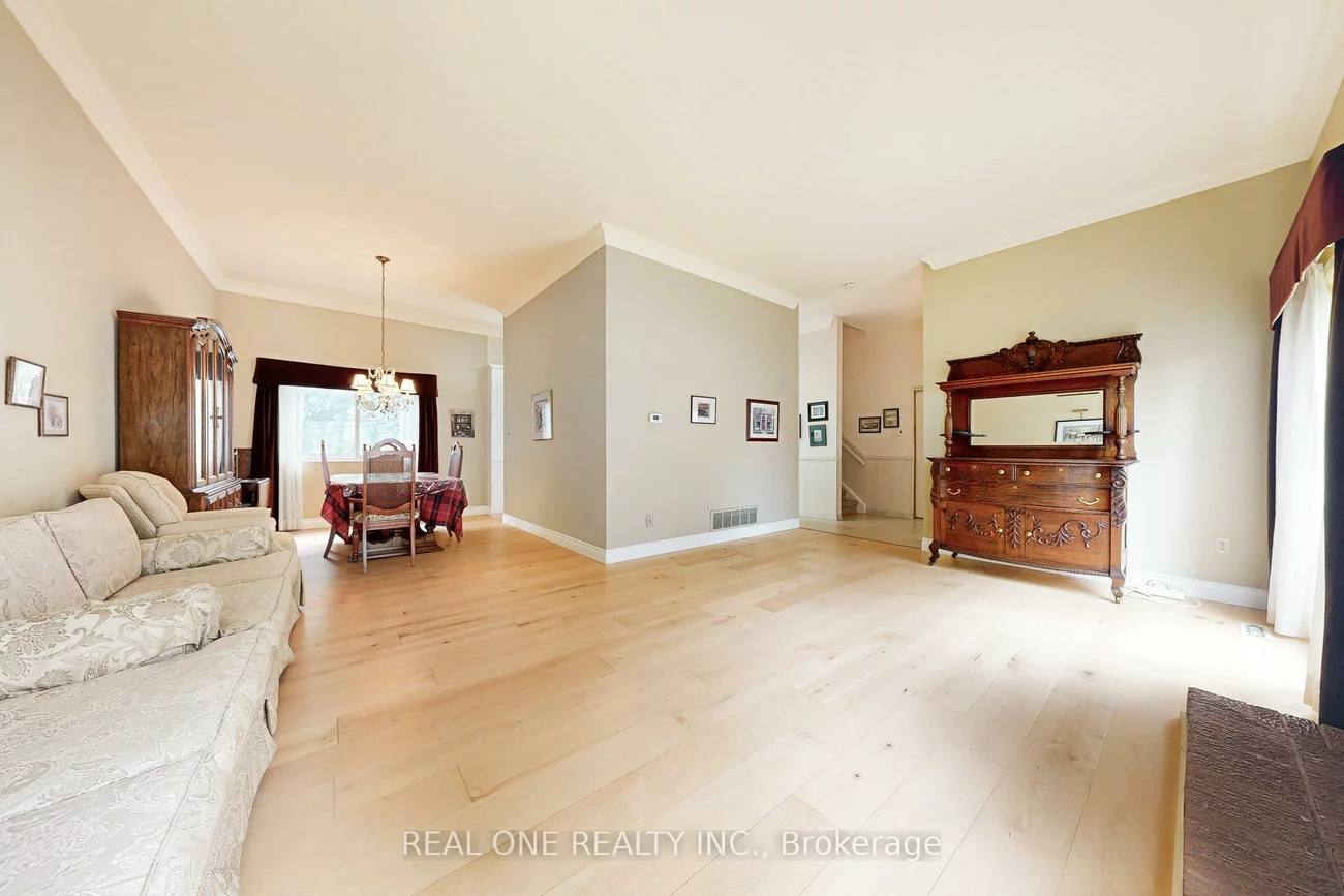 134, Ramona, Markham Village, Markham