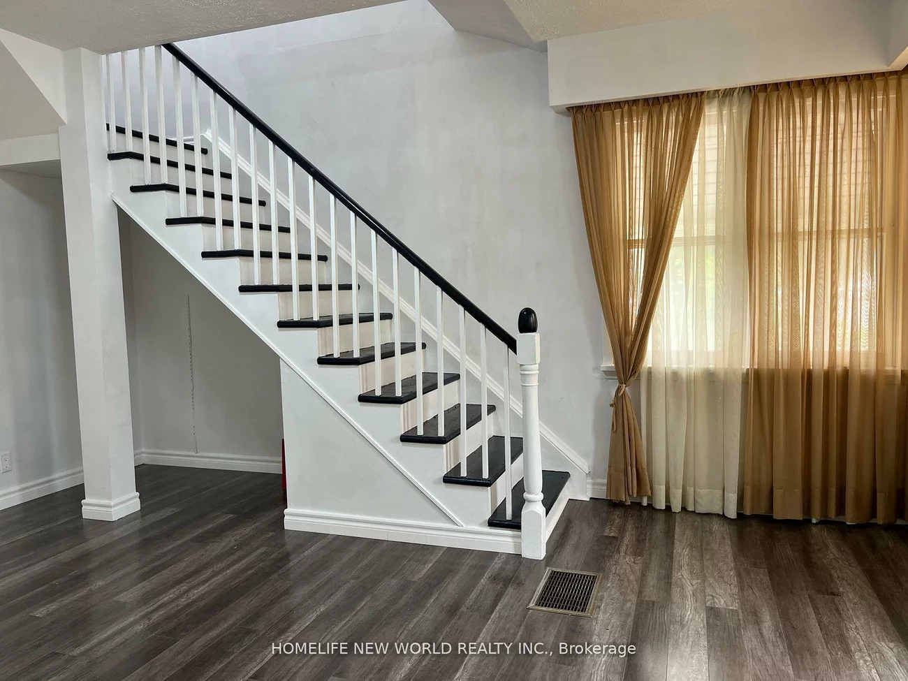 4549, 14th, Milliken Mills East, Markham