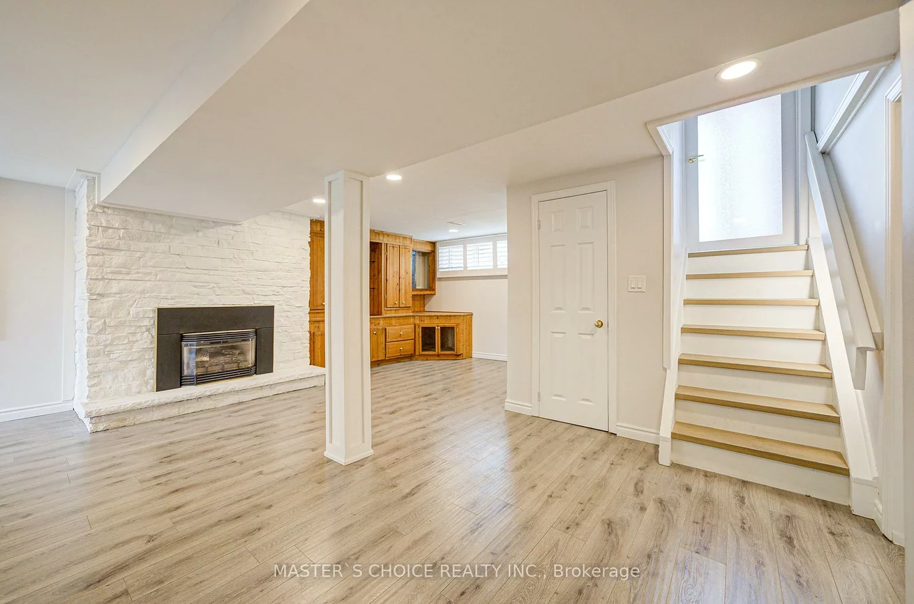 38, Sciberras, Unionville, Markham