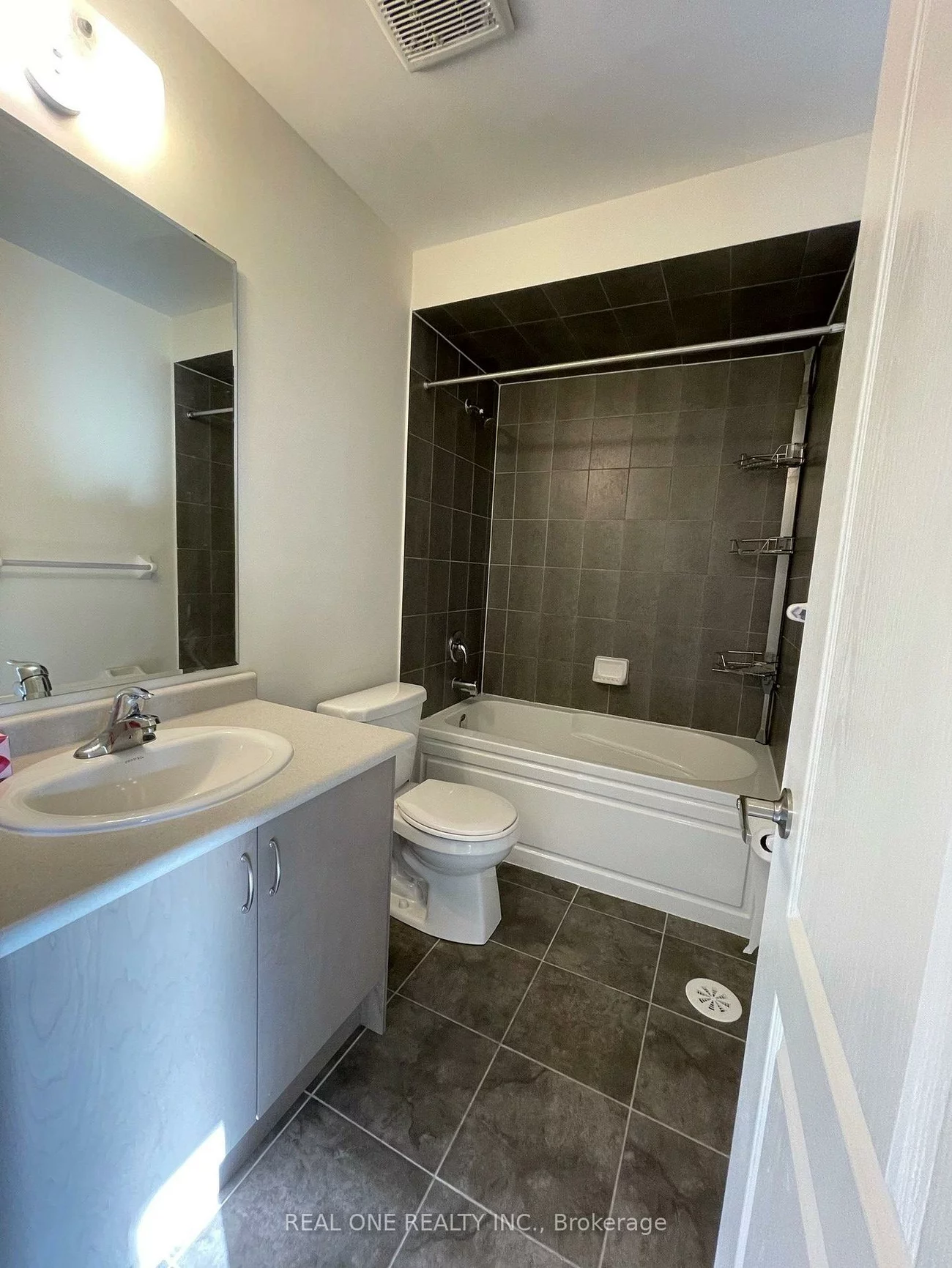 83, Roy Grove, Greensborough, Markham