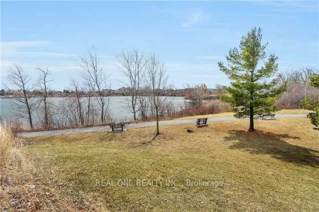 83, Roy Grove, Greensborough, Markham