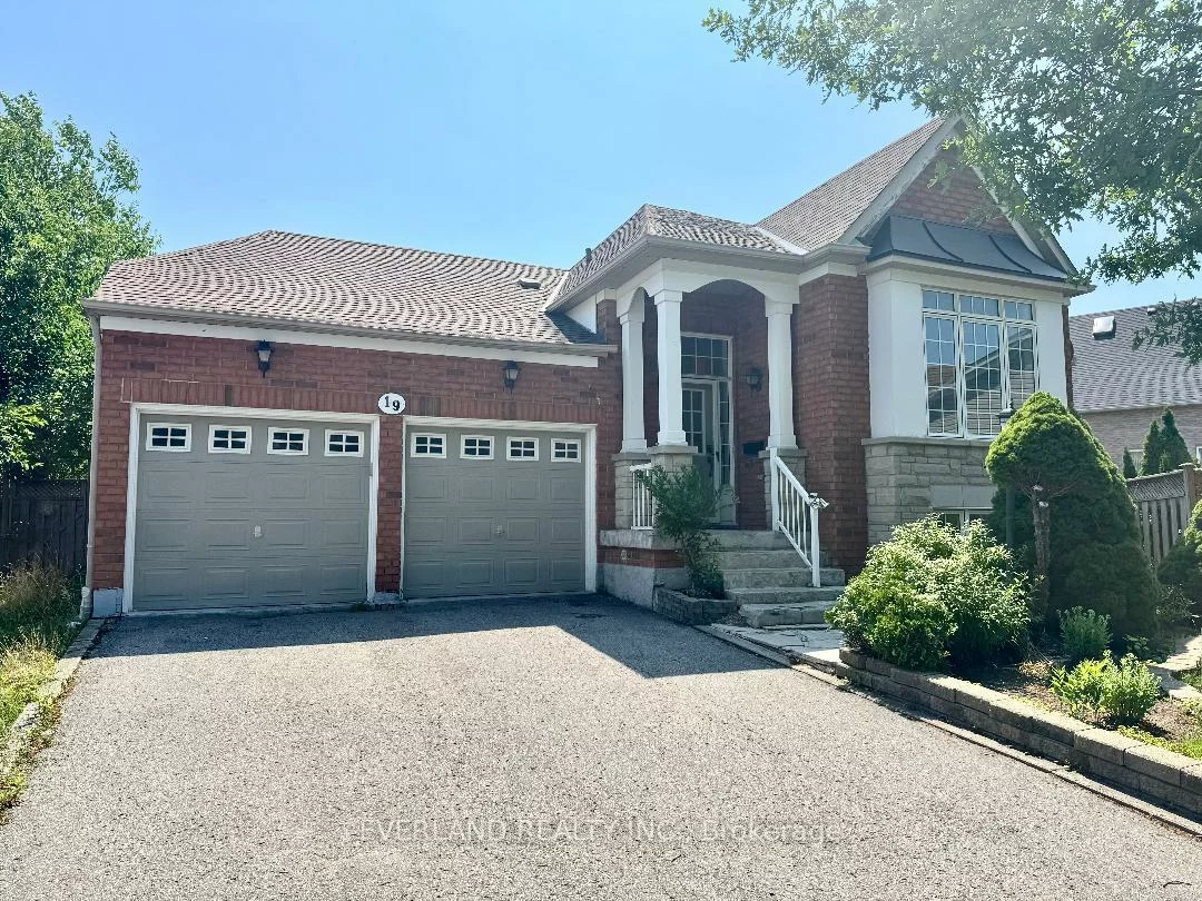19, Cliveden PI, Berczy, Markham