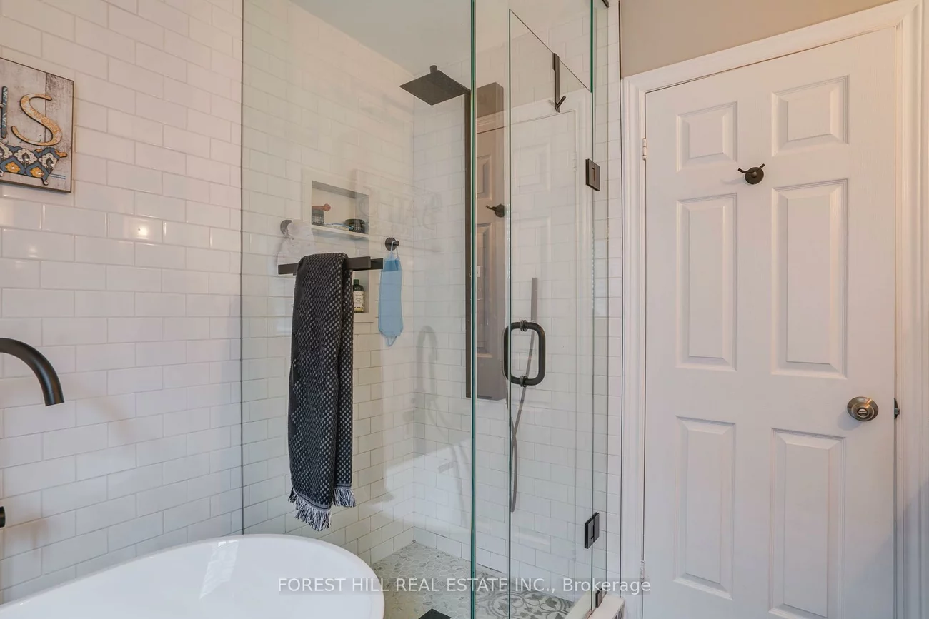 45, Royal Crown, Greensborough, Markham
