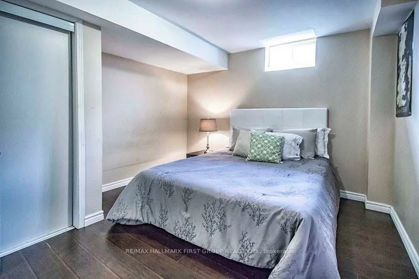 45, Walford, Middlefield, Markham