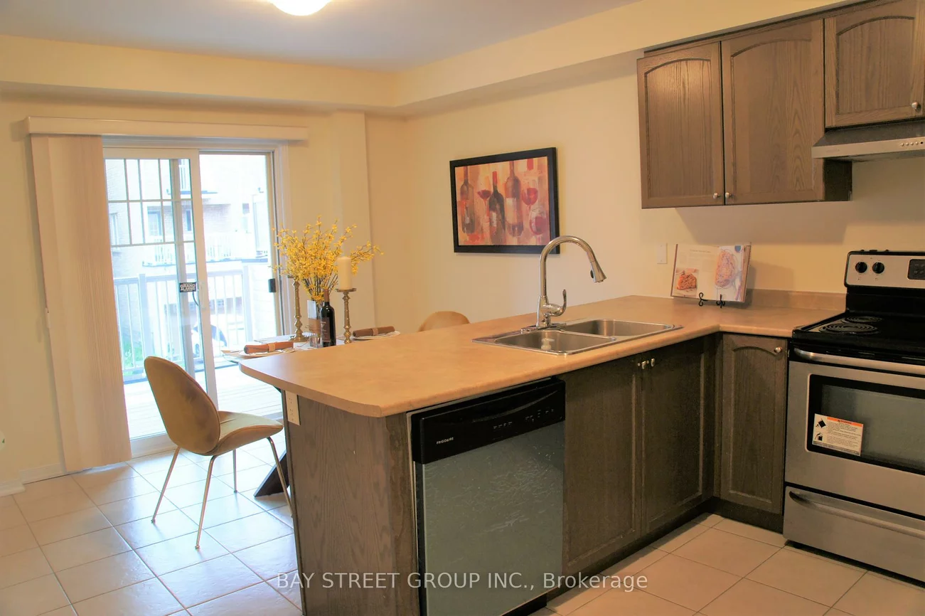 5289, Major Mackenzie, Berczy, Markham