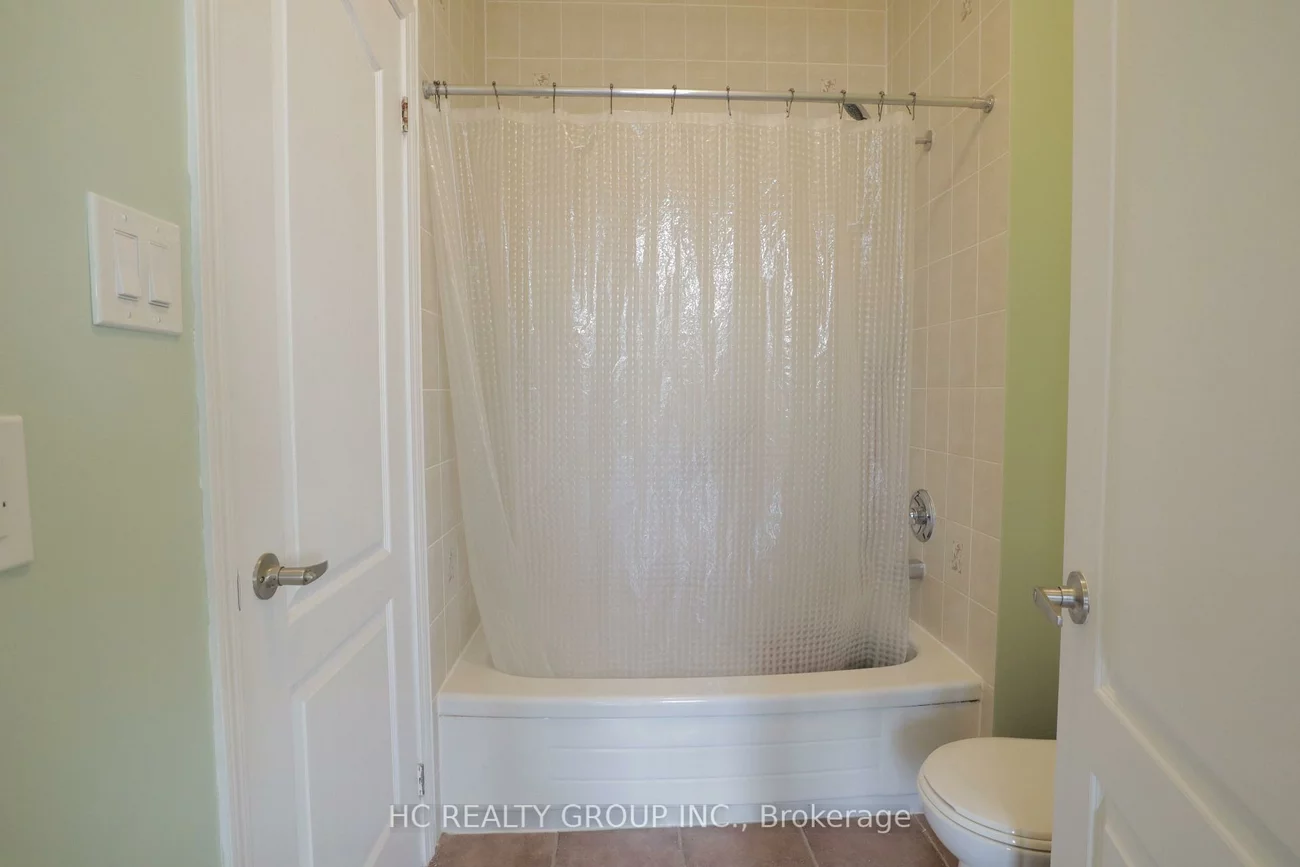 2725, Bur Oak, Cornell, Markham