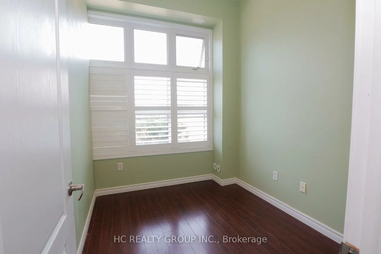 2725, Bur Oak, Cornell, Markham