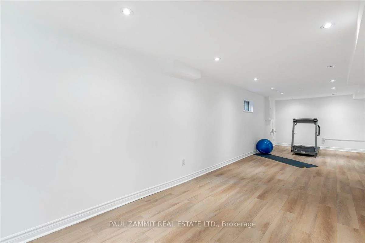 70, Braeburn, Aileen-Willowbrook, Markham
