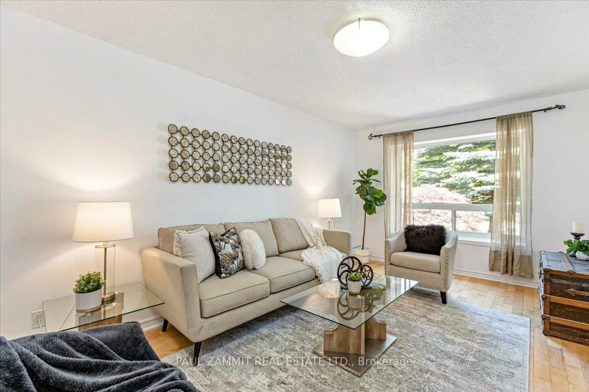 70, Braeburn, Aileen-Willowbrook, Markham