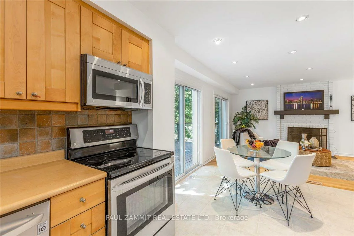 70, Braeburn, Aileen-Willowbrook, Markham