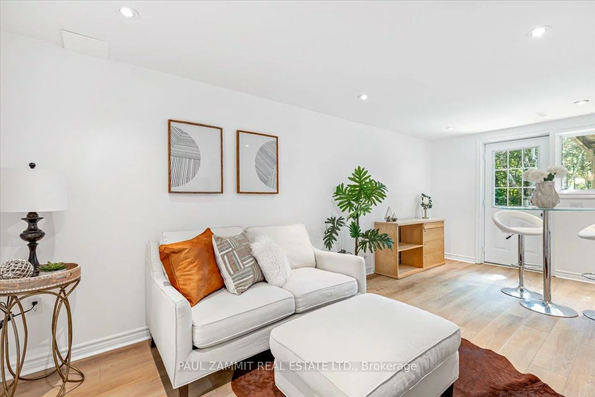 70, Braeburn, Aileen-Willowbrook, Markham