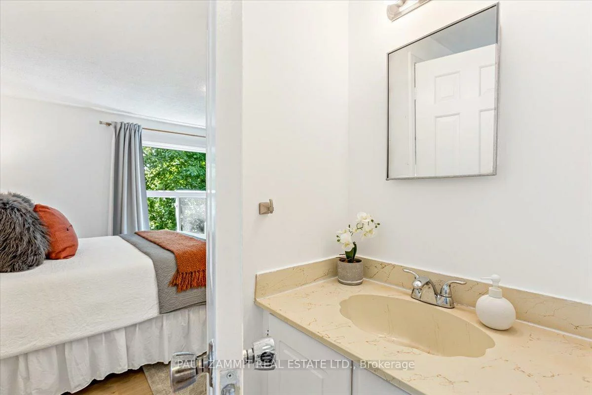 70, Braeburn, Aileen-Willowbrook, Markham