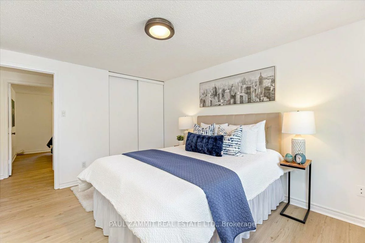 70, Braeburn, Aileen-Willowbrook, Markham