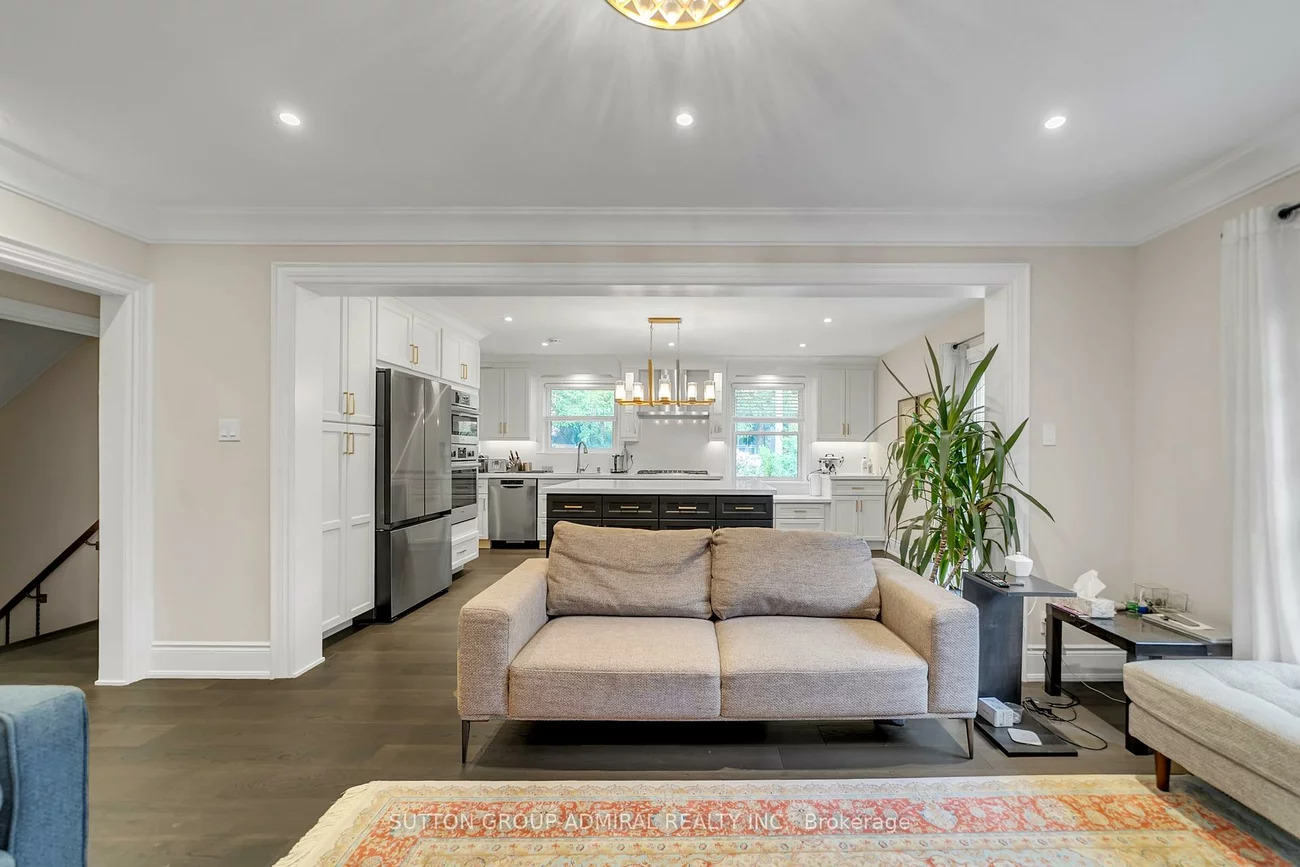 9, Elspeth, Grandview, Markham