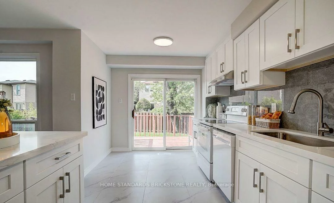 24, Barrington, Milliken Mills West, Markham