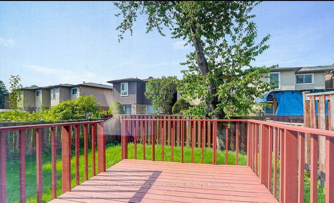 24, Barrington, Milliken Mills West, Markham