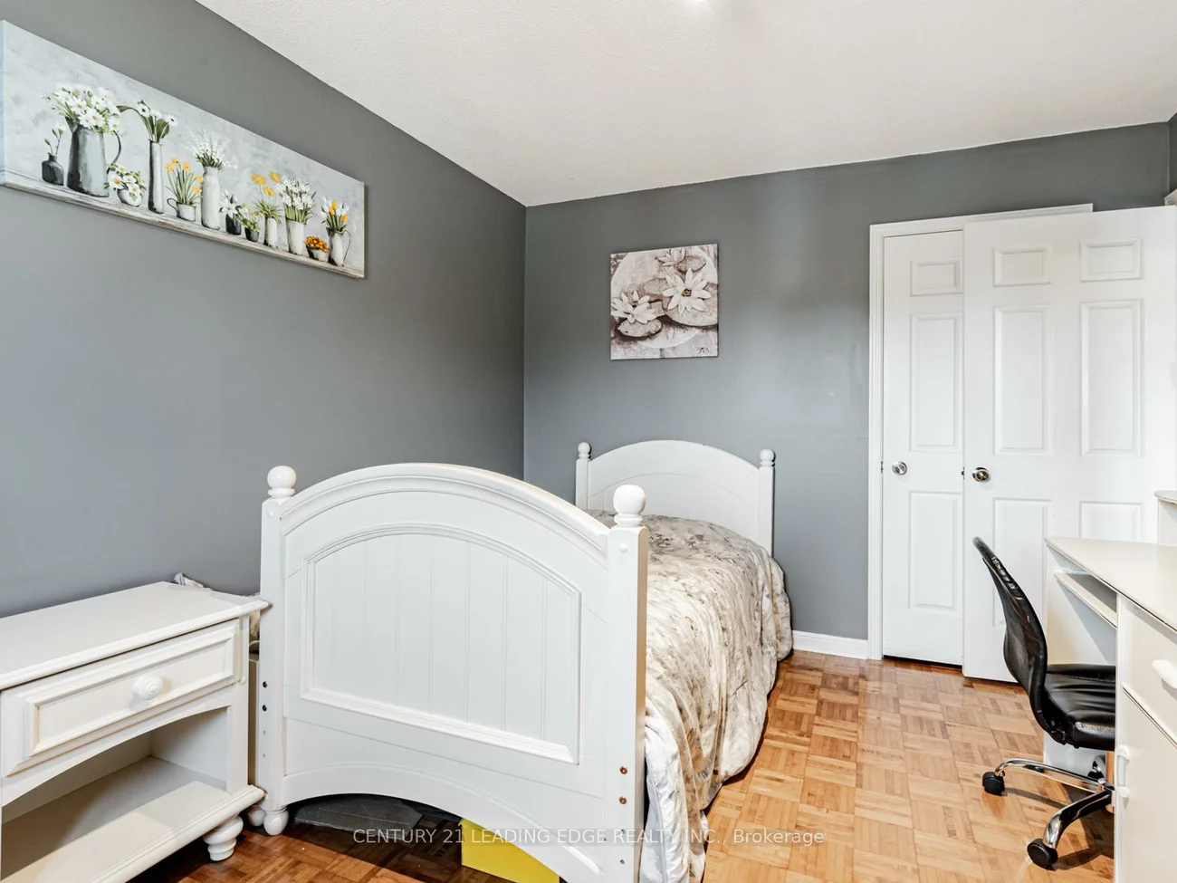 113, Major Buttons, Sherwood-Amberglen, Markham