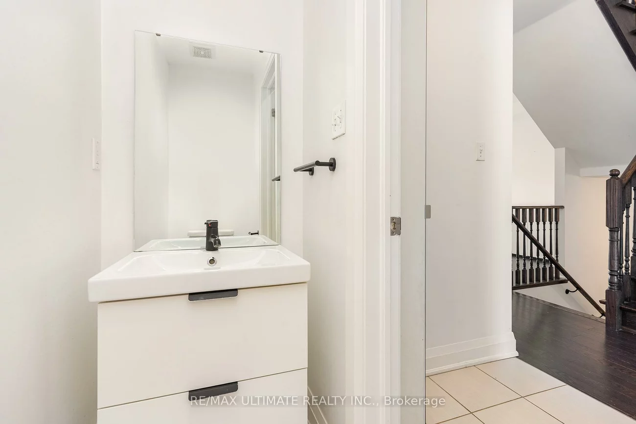 92, Harbord, Berczy, Markham