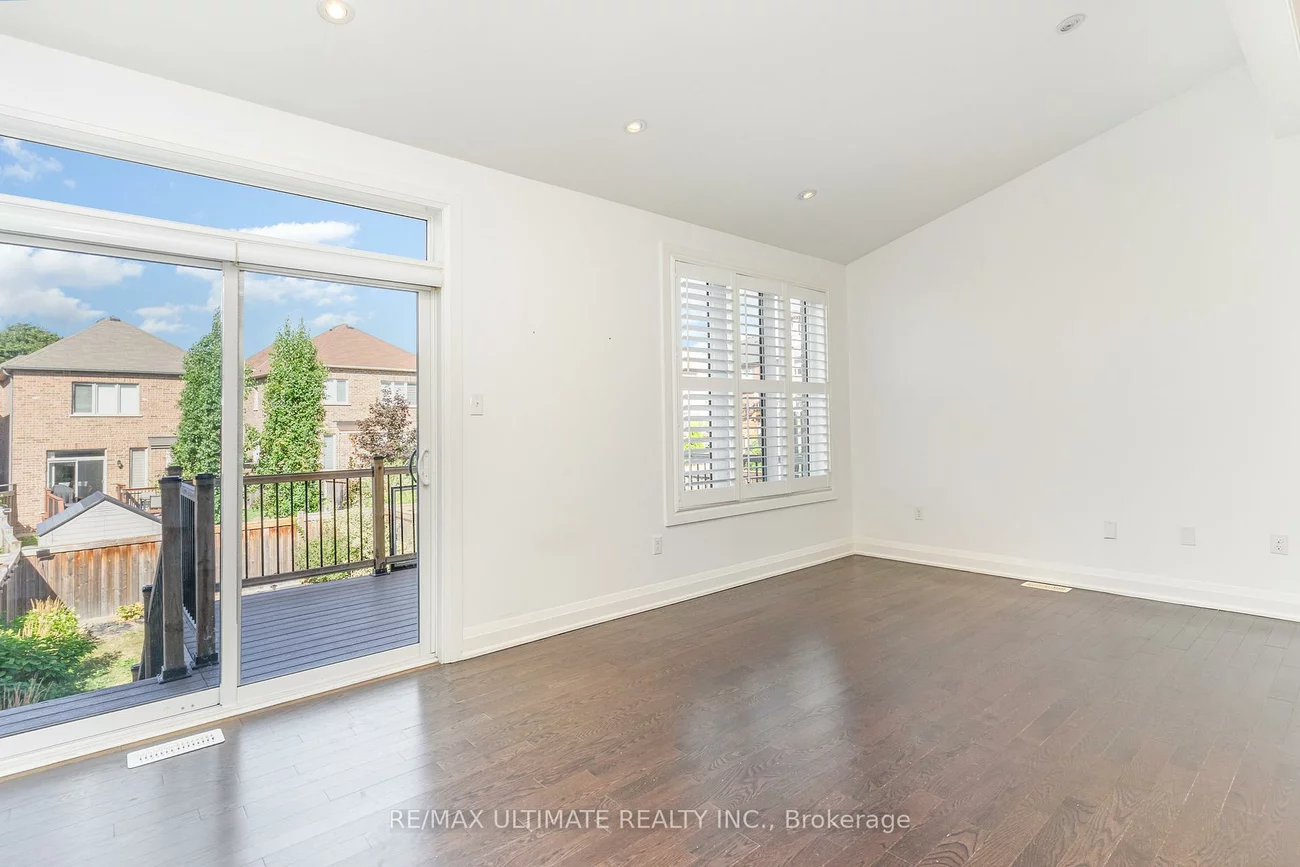 92, Harbord, Berczy, Markham