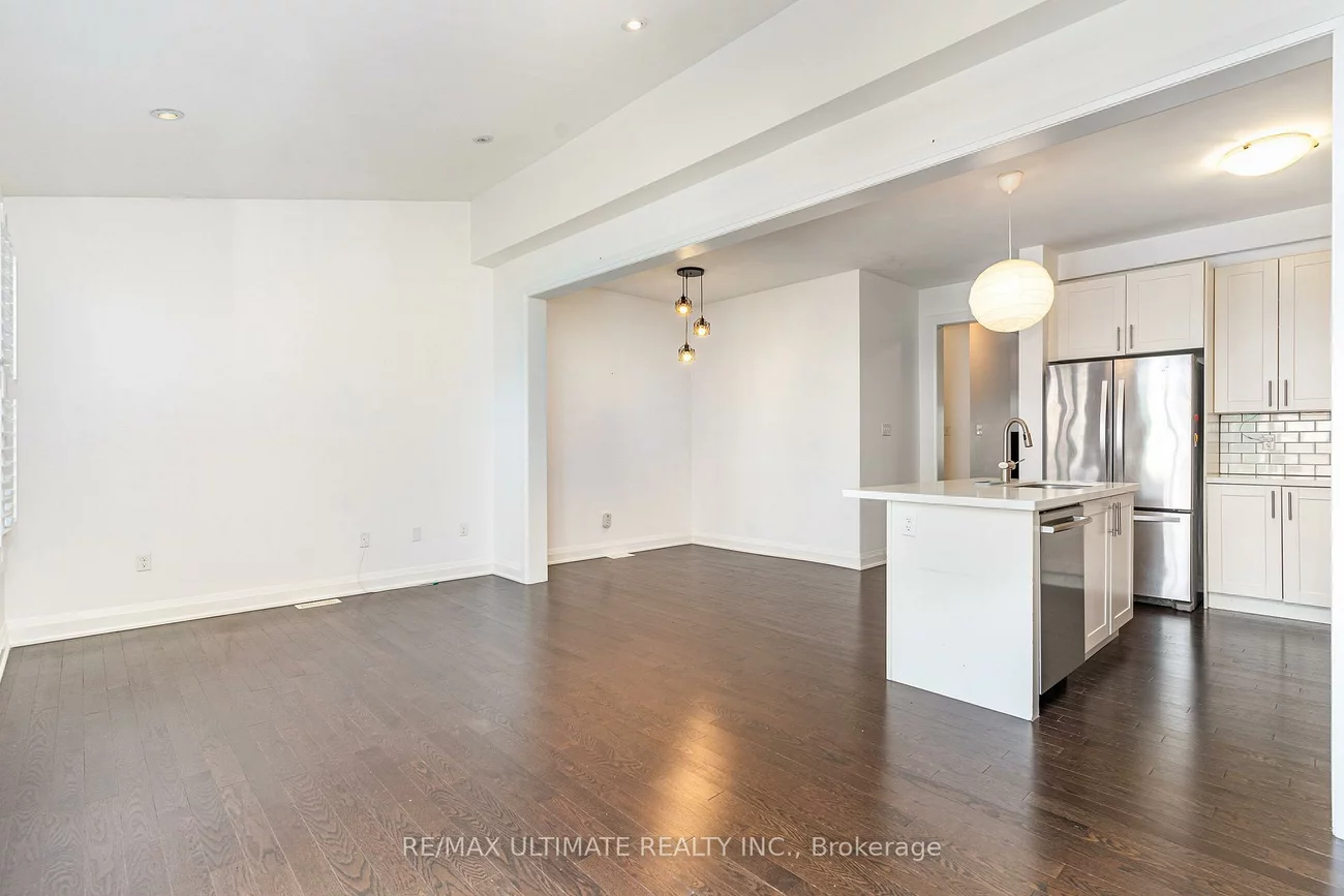 92, Harbord, Berczy, Markham