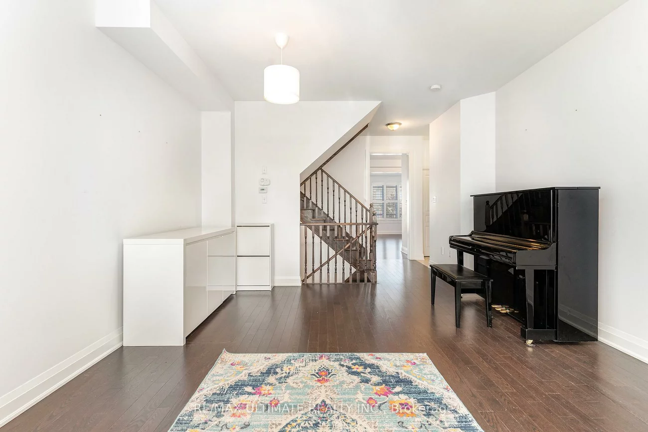 92, Harbord, Berczy, Markham