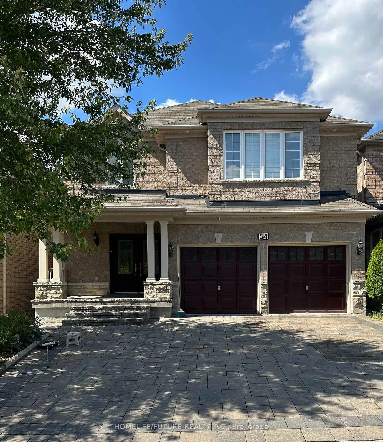 54, Kentview, Box Grove, Markham