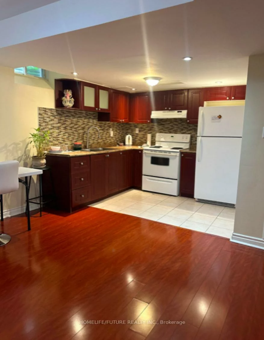 54, Kentview, Box Grove, Markham