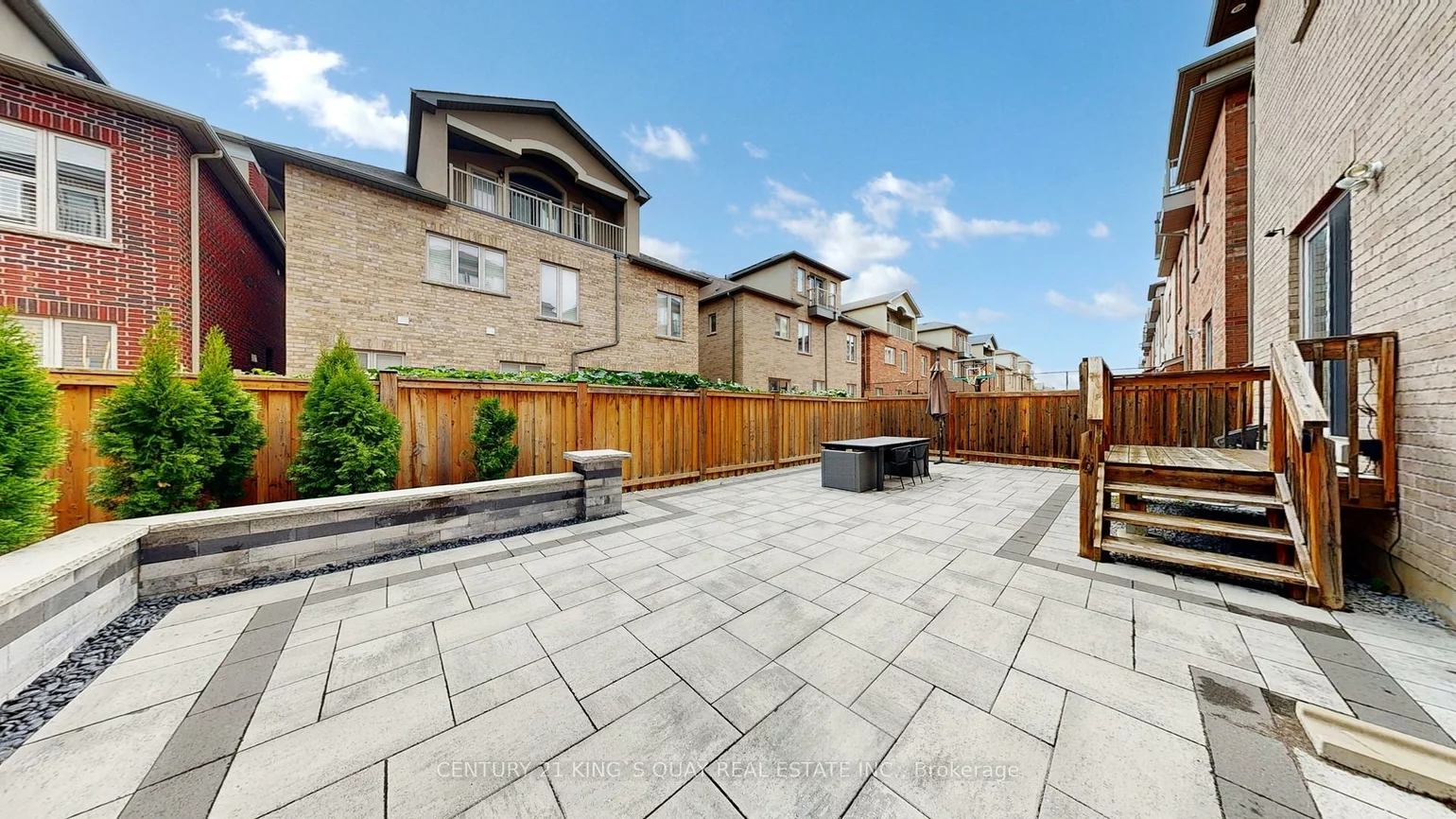 33, Oakford, Cachet, Markham