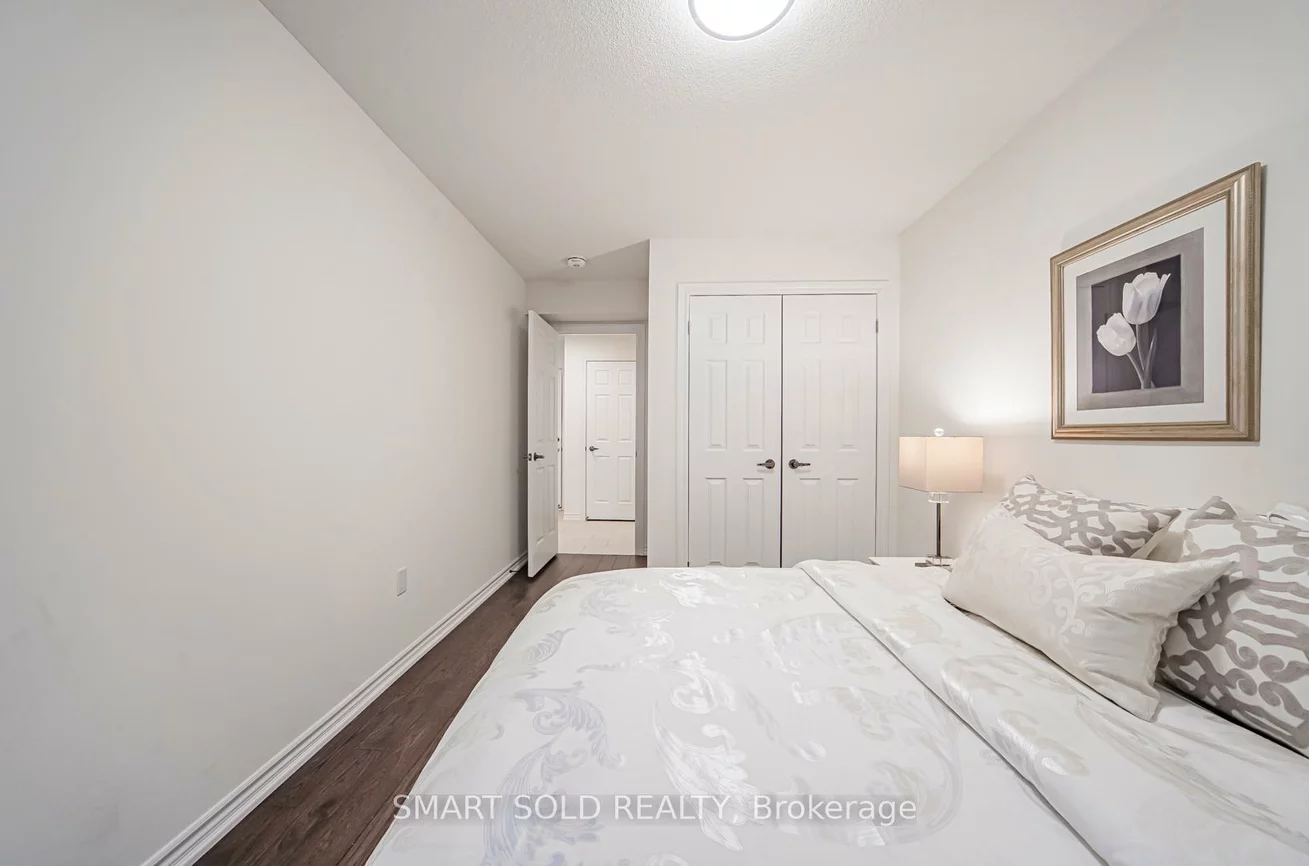 12, Fraleigh, Victoria Square, Markham