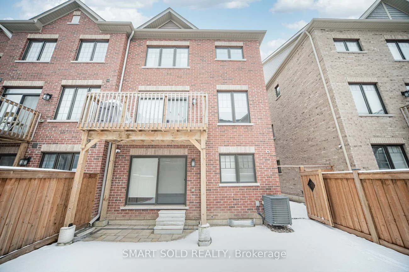 12, Fraleigh, Victoria Square, Markham