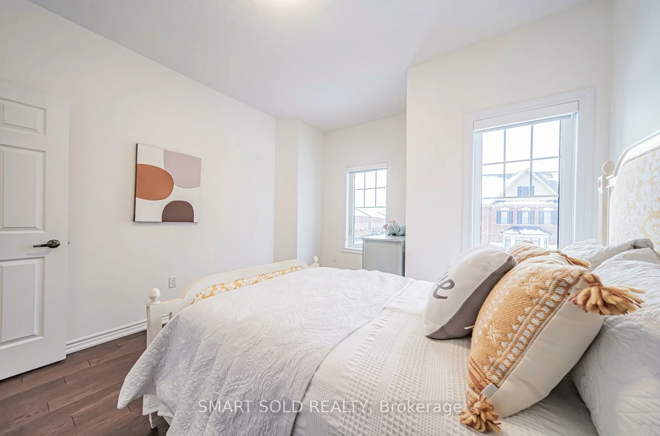 12, Fraleigh, Victoria Square, Markham