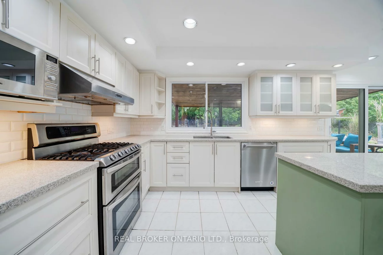 75, Oak Lea, Markham Village, Markham