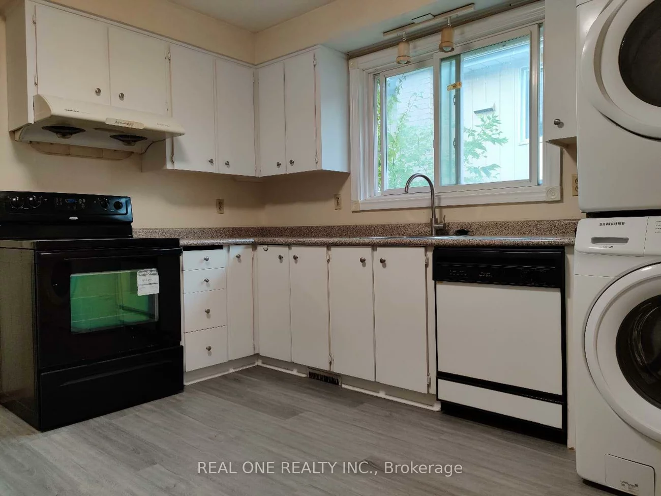 93, Southdale, Bullock, Markham