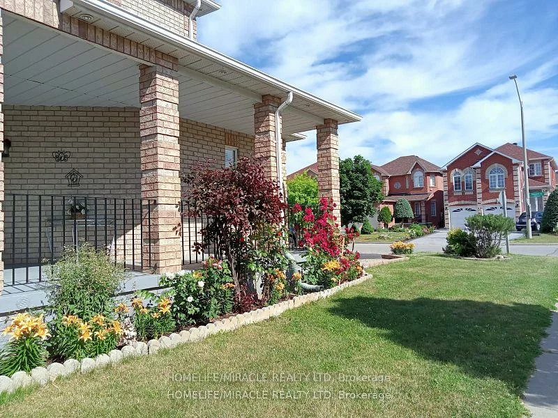 2, Nessie, Middlefield, Markham