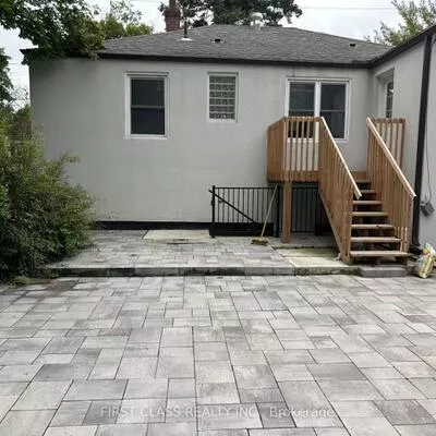 102, steeles ave east, Thornhill, Markham
