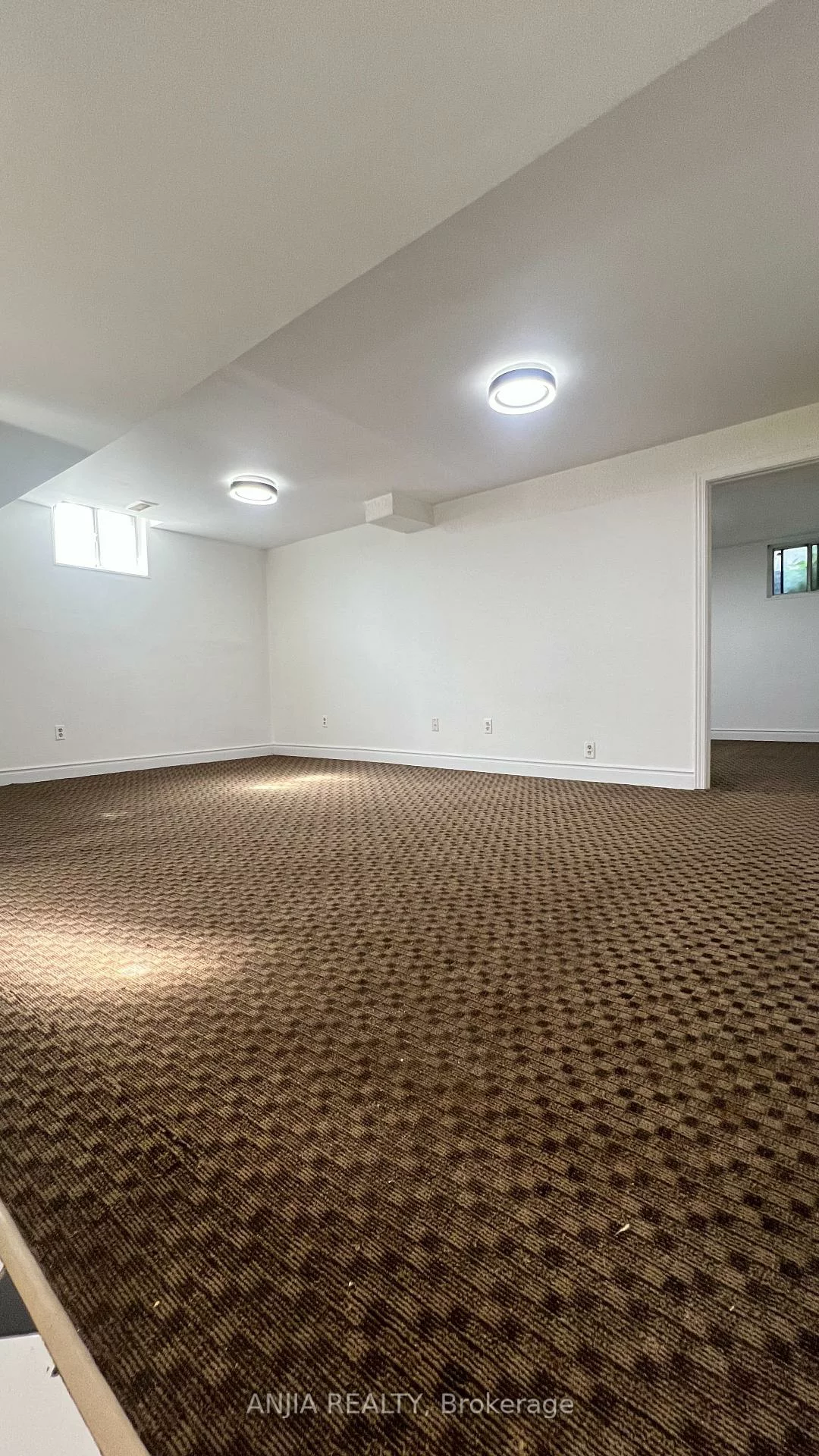 6, Hillcroft, Milliken Mills East, Markham