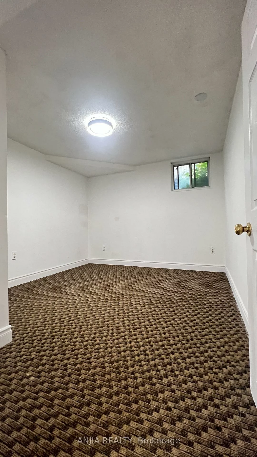 6, Hillcroft, Milliken Mills East, Markham