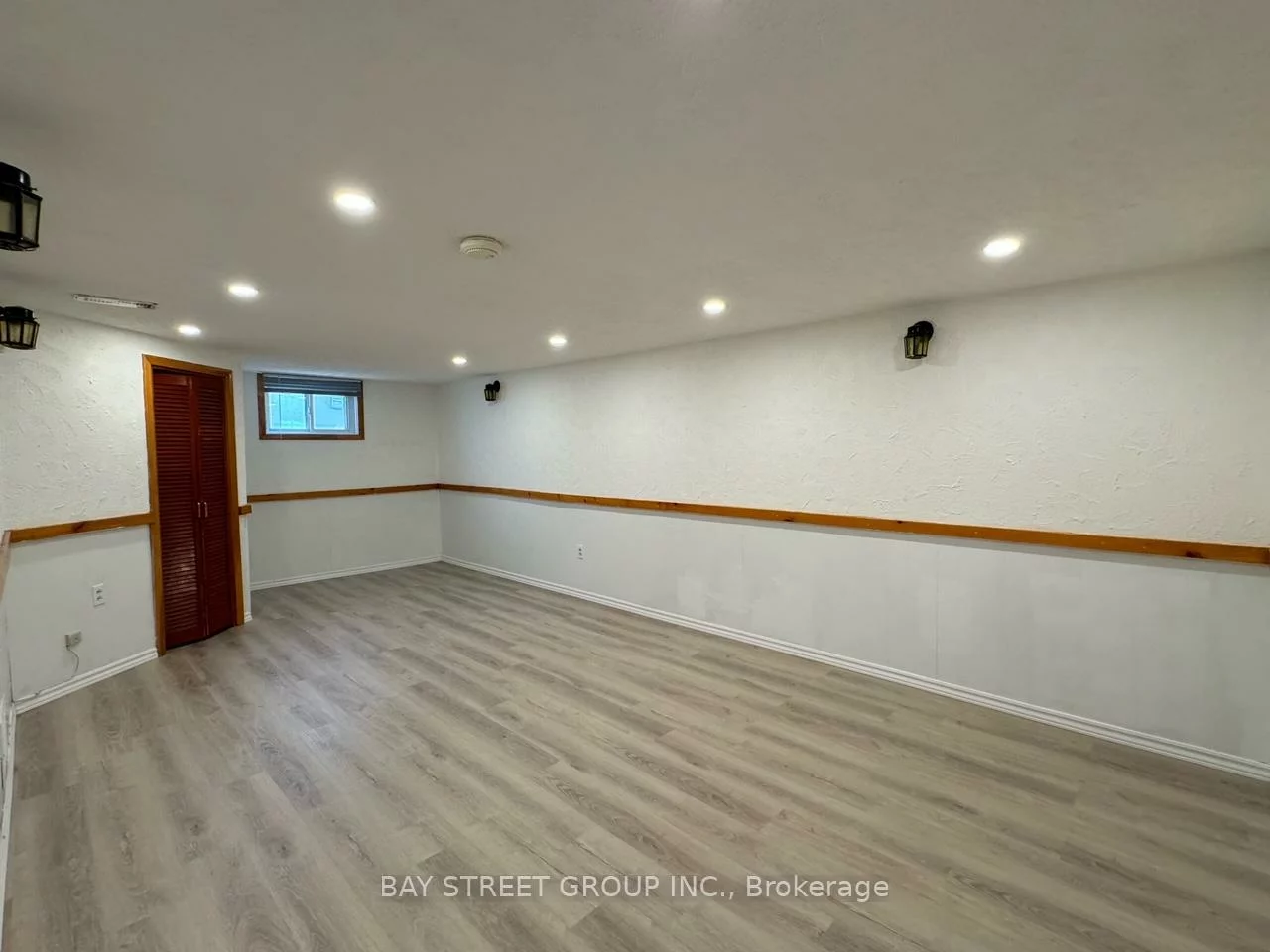 38, Woodward, Thornhill, Markham