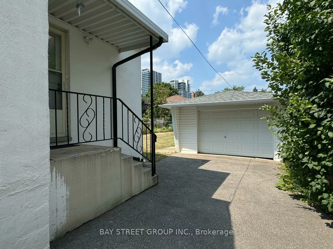 38, Woodward, Thornhill, Markham